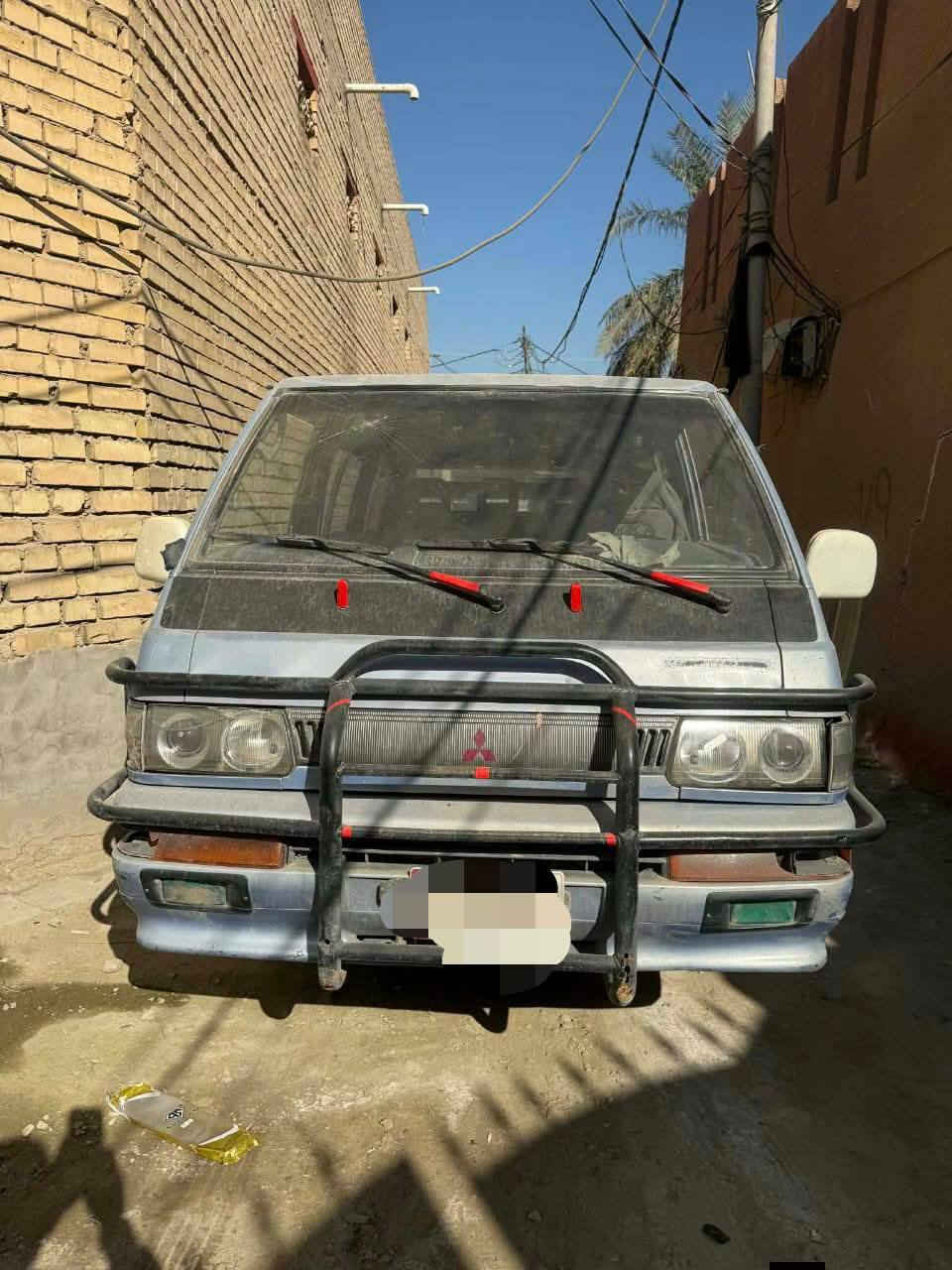 ميسبوشي 94 باص 11راكب رقم بغداد  ومكينة بلادي بانزين سيارة مال جني شغل سويج وطلع  💵سعر 38 ورقة وبيه مجال بسيط مكان السياره بابل    ***********غير متواجد عل الفيس
