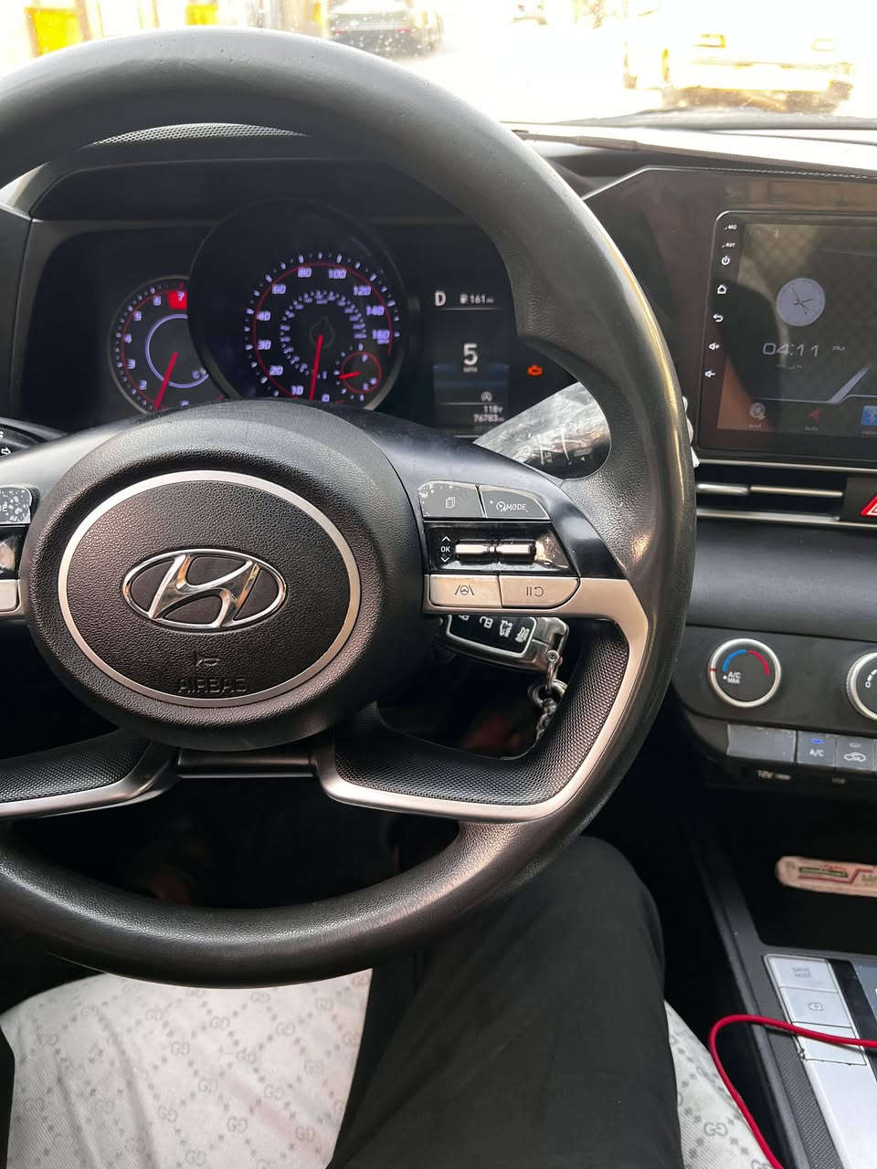 السلام وعليكم النترا مديل 21 تغرير تعمل وتسير وبيها بلعراق صبغ جاملغ صار بيها ابو ستوته دحجه معوقين بصره المعوق فقط بس صابعه ولد شاب موجود بلبصره حاضر الوكاله العامه مكلف بلنشر ***********مكاني بصره
