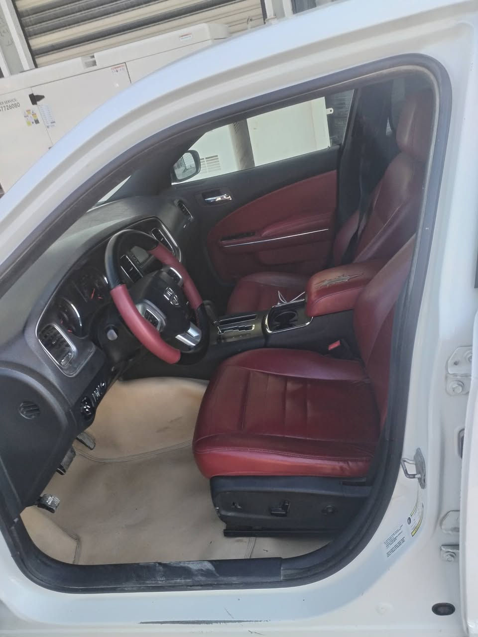 سلام عليكم جارجر مديل ٢٠١٤ أمريكي بيها ٣قطع صبغ سياره جاهزه حداديه كير مكينه تخم تاير جديد العنوان كوت مركز المدينه *********** رقم واسط بسمي
