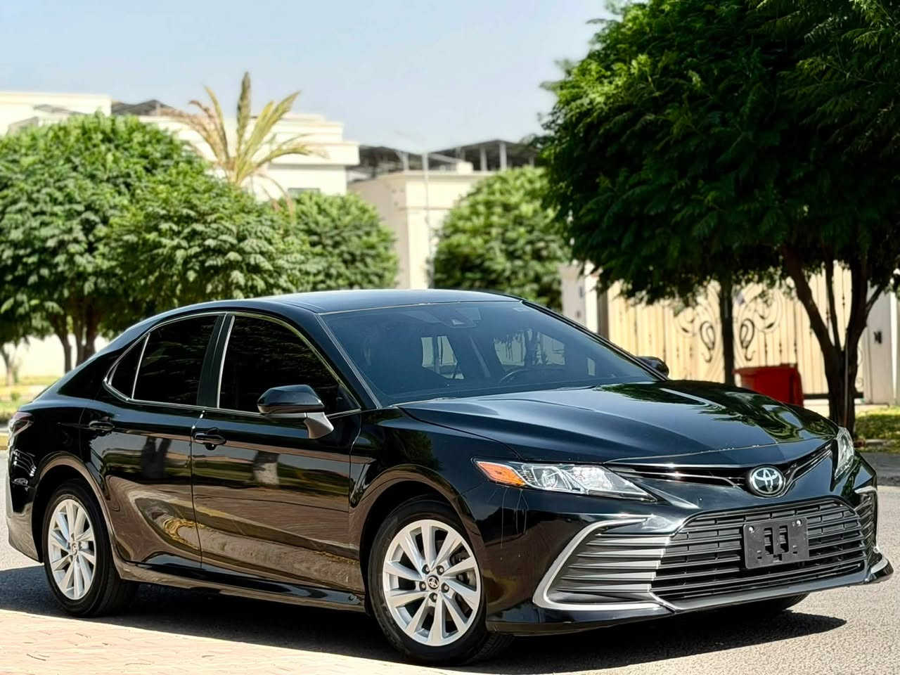 Camry 2024 LE
محرك ٤ سلندر ٢٥٠٠
تحكمات ستيرن
مودات قيادة
كشن كهرباء
لايتات زنون
ويل كروم
رادار امامي وتحديد مسار
شاشة جبيره لمس ايباد 
كامرة دوارة
كروس سرعه

***********  واتسب متواجد
