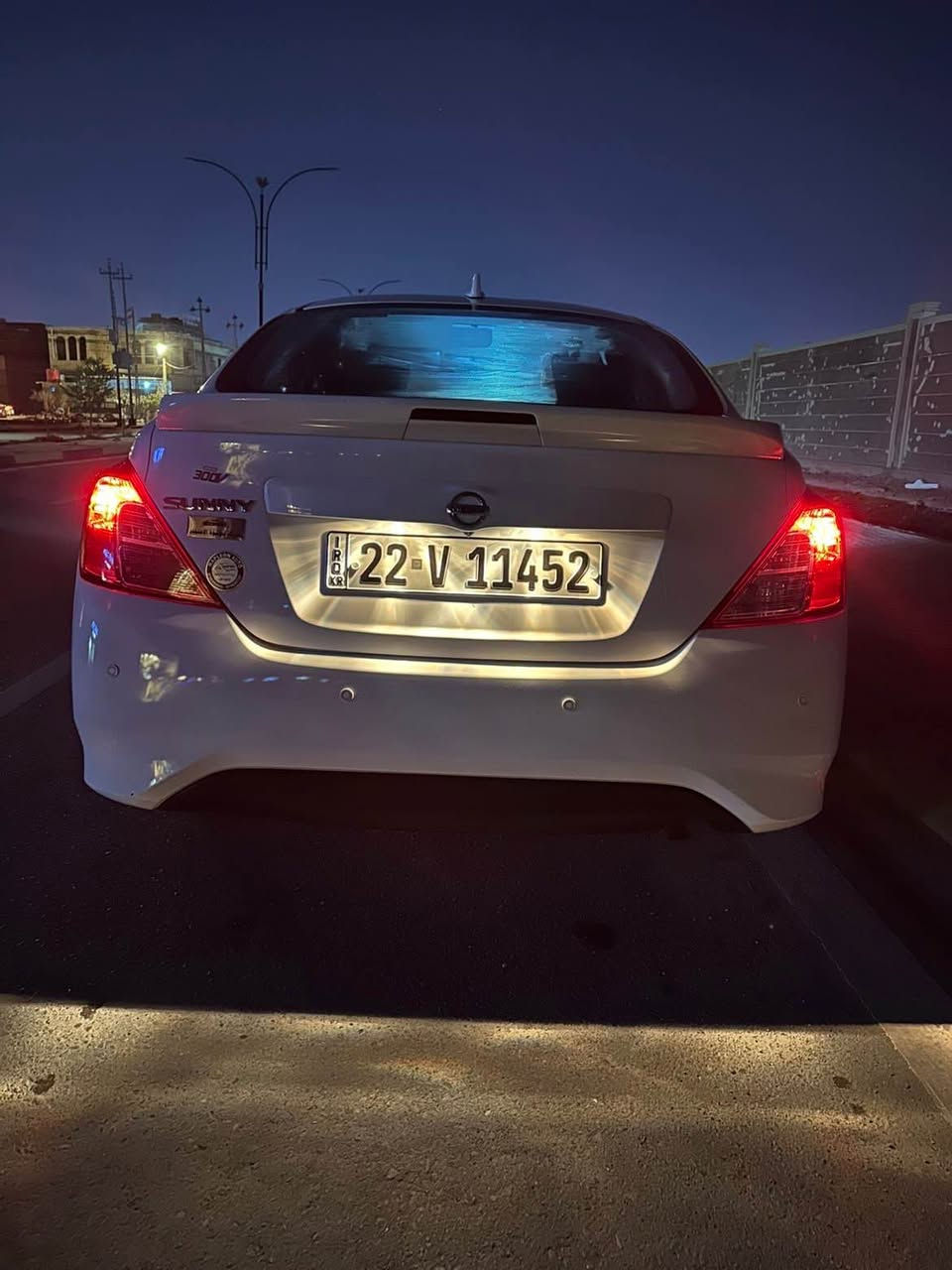 سلام عليكم 
نيسان سني 2024 هندي للبيع او للمراوس
كفاله عامه ما عده طخه كد شبر بالداير وبعدني ما ساحبه خفيفه كلش وشخط بباب السايق وما مبينه باقي سياره كفاله حته دعاميات بيها شاشة اصلية ودوشمه كامله كشنات والارضية والصندوك كامله سياره على وضع شركه ماشيه 35 الف
سعر 126 وبيها مجال قليل 
*********** 
بصرة ياسين خريبط البصرة, العراق
