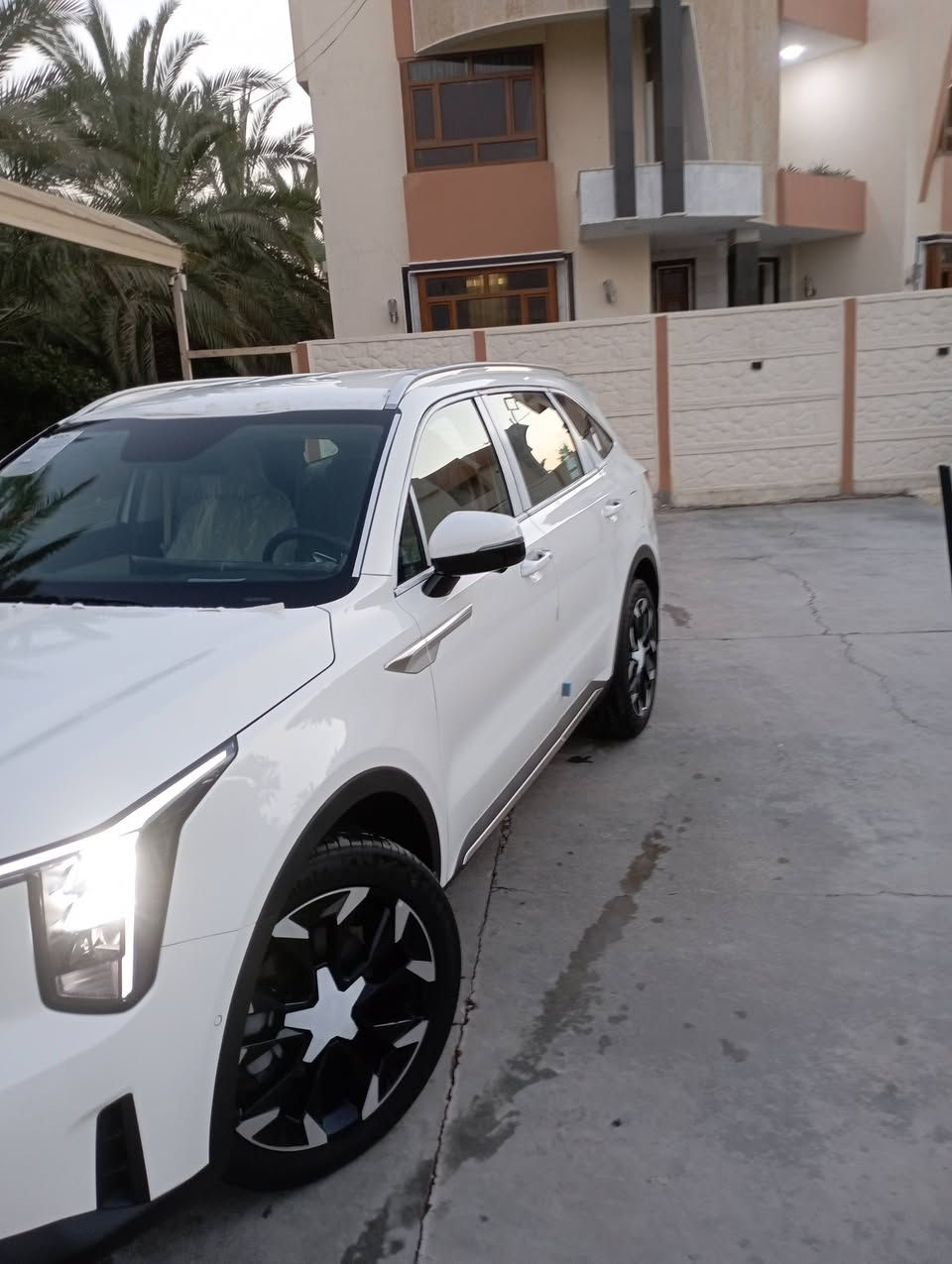 🚗 سورنتو2025.
ويل 20 ابو نجمه
ام ضمان دوليه

مرقم بغداد رقم جديد انكليزي 
تحويل ثاني يوم مشروع وطني
سياره كفاله عامه وضع شركه بعده بضمان شركه دوليه كلش جديده كارتون استخدم شخص واحد ع ايد وحده  سبير ماا نازل تخم داير شركه سياره بعده جديده لزكات وفابلون شركه جديده كلش بعده ع وضع شركه ع ايد وحده مال جناي
 
          🔥 المواصفات 🔥
🚗 اربع كامرات 
🚗 تتقدم وترجع بل بصمه 
🚗 كامرات 360 درجه
🚗شاشة  وره متغيرة 
🚗أربعة أوضاع قيادة
🚗شحن لاسلكي
🚗بردات خلفية
🚗حساس مطر 
🚗مري اوتو دم
🚗بصمة وتشغيل عن بعد 
🚗مثبت سرعة 
🚗كراسي كهرباء
🚗جنطة كهرباء
🚗هندبريك بصمة
🚗درايف مود 
🚗اوتو هولد 
🚗مساعد انحدار 
🚗مانع انزلاق 
🚗كير ماوس
🚗مثبت سرعه 
🚗كراسي كهرباء
🚗7 راكب
🚗3 قطع تبريد
🚗انارة محيطة ليزرية متغيرة 
🚗لايت عالي ناصي زنون 
🚗لد ليزري نهاري 
🚗بك لايت ليزري 
🚗حساسات امامي خلفي 
🚗حساسات أطار
🚗كامرة دوارة 
🚗شاشة تخدم نظام  
🚗رقم بغداد
ماشيه:5الاف كيلو فقط 
وبعد بيه مواصفات والسيارة زيروو 
مكان السيارة بابل الاسكندريه 
🚗شراي يتصل. ***********
