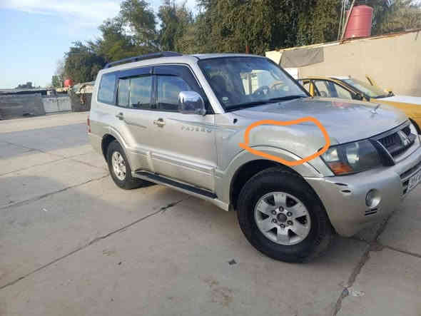 السلام عليكم باجيرو  سبعه راكب 2005. رقم بغداد جديد سنويه جديده باسمي السياره فول 1/1 تخم تاير جديد  كير ومحرك مكفولات السياره  بيهه طخه زغيره بجاملغ الامامي والجامرلغ الخلفي ماشر عليهن بس الباقي كلها مكفول لايت زنون ومنضومة غاز كشنات كهربائيه  السعر 93وبيها مجال رقم بي واتساب ***********
