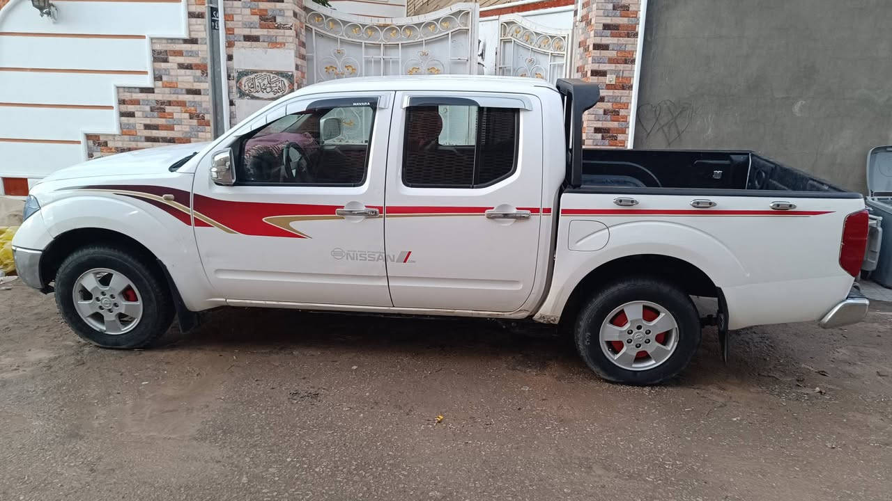 نيفاره مديل 2009 رقم سليمانيه دولي شرط تحويل 
سنويه جديده ...سياره مكفولة من الضربه والصبغ
 وجاهزه مال جنيان ترأيه كلش حلو وسياره نضيفه سعره 110ورقه شراي اتصال على  رقم استفسار أكثر ***********
