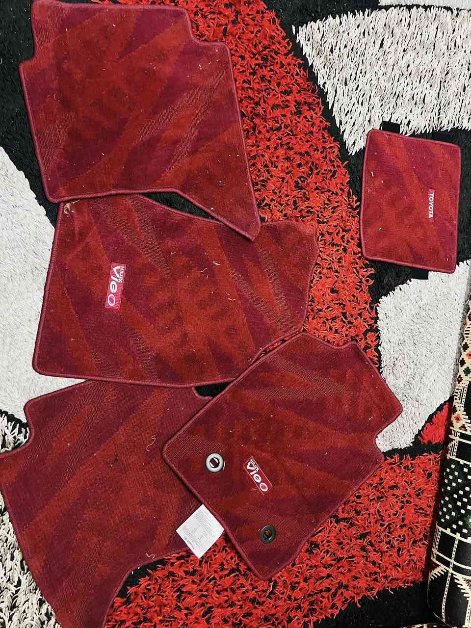 سلام عليكم فرشات مال لاندكروز وهايلوكس وتخم برادو كامل وافلون هم نضافة 100/100كلمن وسعرة للاستفسار ***********
مكاني بسماية
