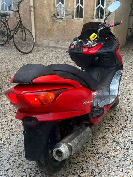 سلام عليكم
فورزة 08 للبيع 
مكاني بغداد المشتل 
سعره 850 وبيه مجال 
***********
