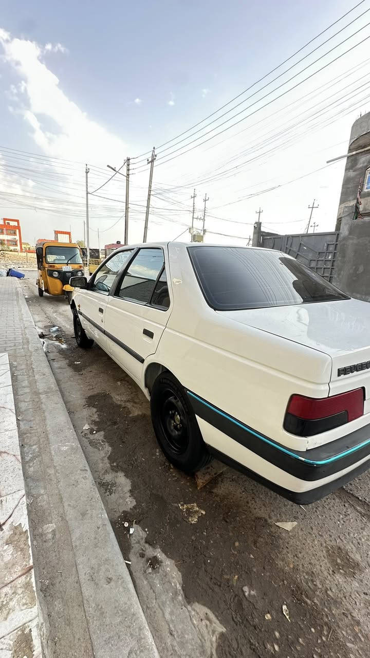 سلام عليكم بيجو 405 مديل 2012 رقم بغداد الجديد بأسمي تحويل ثاني يوم ماشيه 155 سياره كلش جديده جاهزه مكينه كير تبريد حداده تخم تاير  بيهه صبغ بلداير الخلفي والداير الثاني بي دحجه وضال السعر 45 وبيهه مجال للشراي
مكاني بصرة
***********
