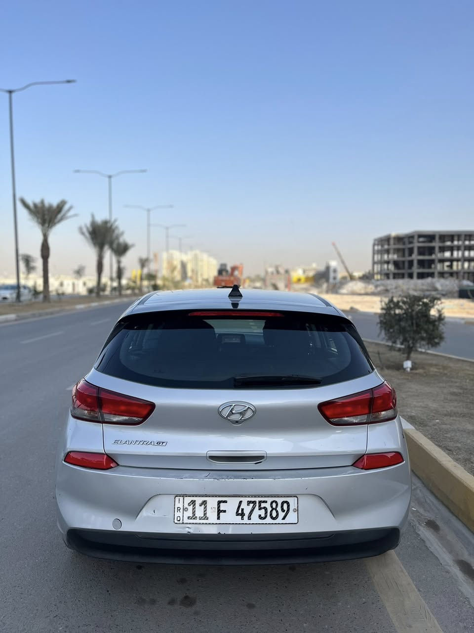 النترا هاج باك ٢٠١٨  محرك ٢٠٠٠ جي تي 
بدون صبغ 
رقم بغداد الدولي تحويل مباشر 
مبيها اي نقص 

تحكم ستيرن / تحكم مري/ شاشة كبيرة لمس/كامرة دوارة/ ويل كاب / نظام ABS/ نظام ايكو اقتصادي/ مانع انزلاق/
————————-
مكانها بغداد /الجهاد /مجمع النسيم  
السعر دفتر و خمس اوراق (١٠٥$)
***********
