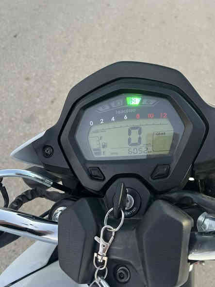 هوجي 23 زيرو ماشي 6000 بعد الخط عتاير سعر 14ونص وبي مجال بسيط المكان حديثه رقم صاحب دراجه ملاحضه بي بس مكاتبه ورقه وحده ***********5
