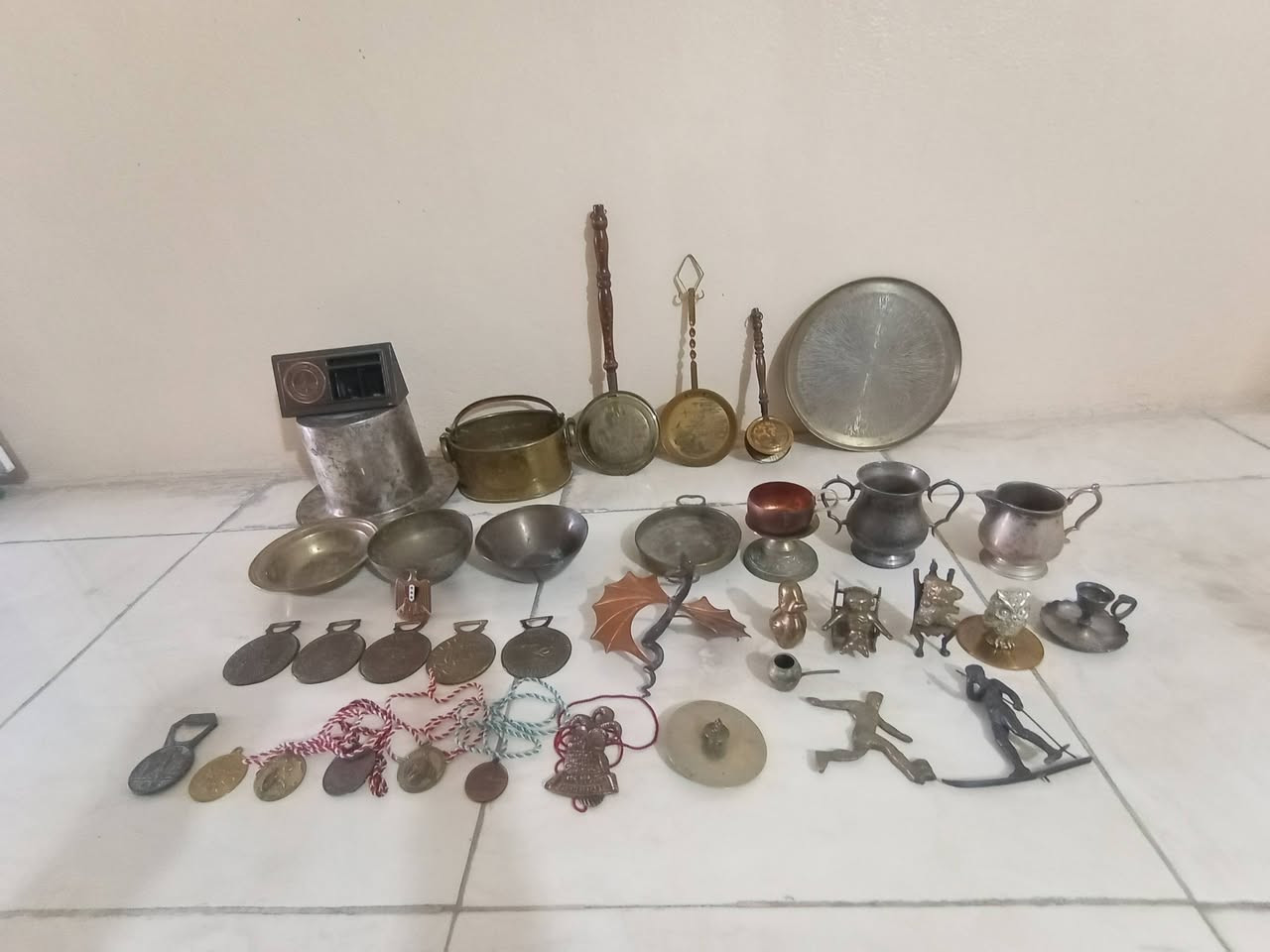 للبيع نحاسيات سعر الكل ١٥٠. الف


**إذا كنت صاحب هذا الإعلان وتريد حذفه لأي سبب، رجاءا أرسل رسالة إلى الدعم الفني**