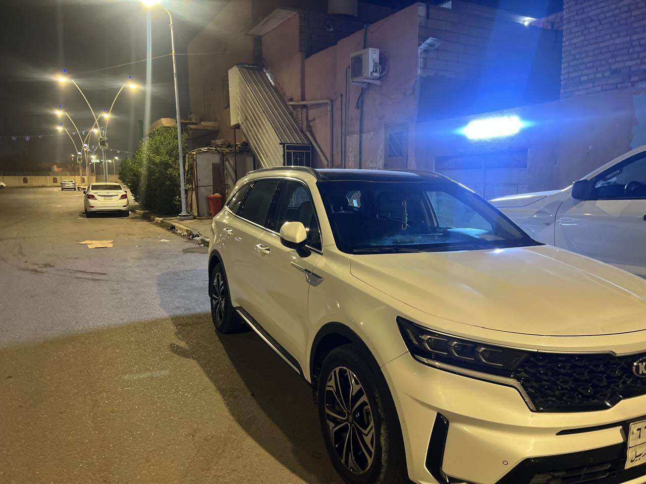 السلام عليكم 
للبيع سورنتو خليجي مديل 2021 فول مواصفات للأخير 1/1 
كفاله عدا هذا المكان الي مأشر عليه بالصوره 
مكينة 6 V 
السياره جديده كلش وما بيها نقص اي شي 
حداده وگير ومكينه ومنضومة بنزين كلها ١٠٠/١٠٠ 
رقم اربيل تحويل او وكاله بلي يعجبك 
سنويه ما منتهيه وكاله عامه ب اسمي 
السعر 265 
العنوان البصره الزبير المربد 

‭٠٧٧٠ ٩٤٥ ٥٥٢٠‬ البصرة, العراق
