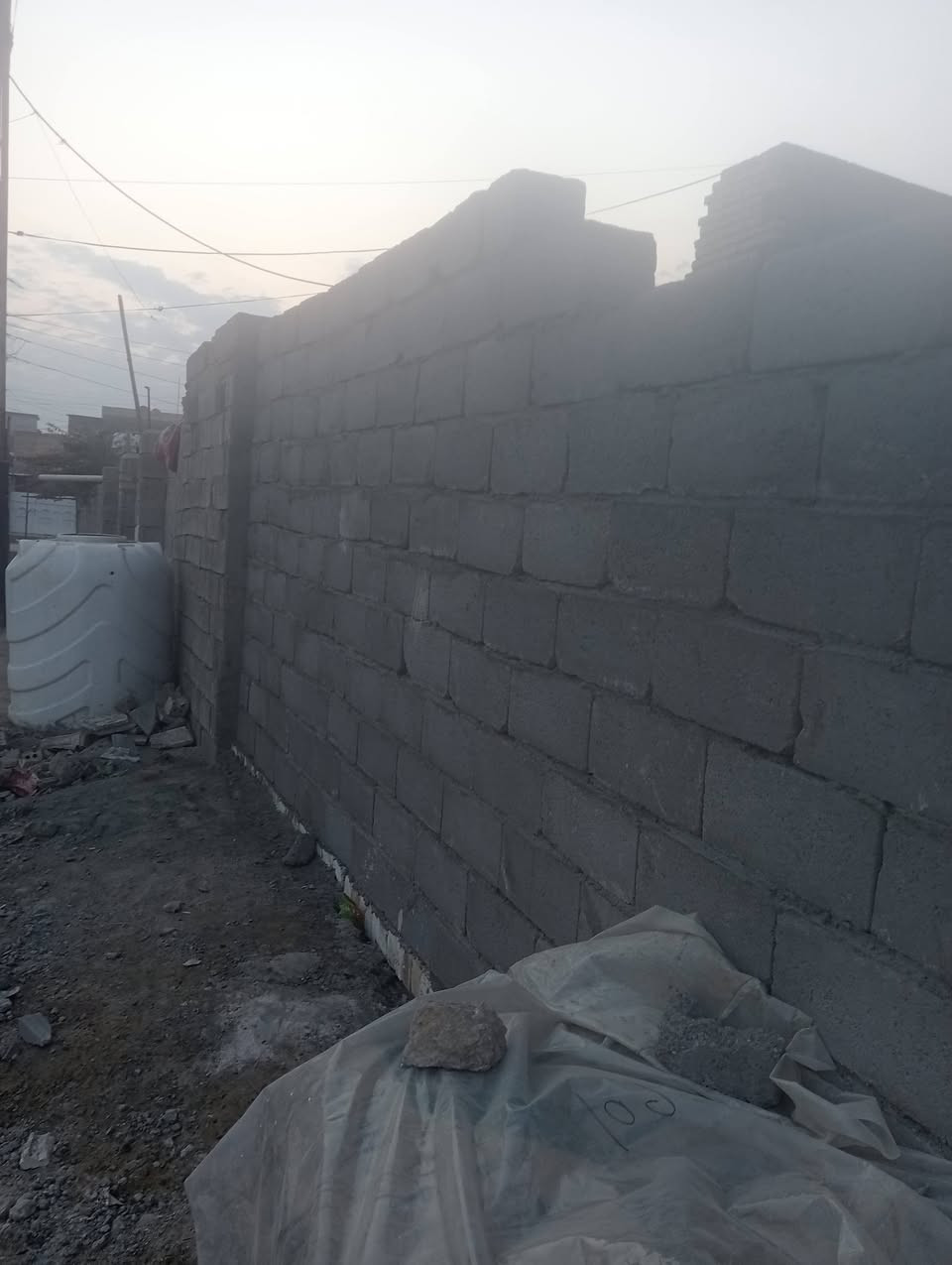 باسم الكريطي 
لبخ جص سمنت
درجه اولى شرط الشغل
متفرغ حاليا
***********
