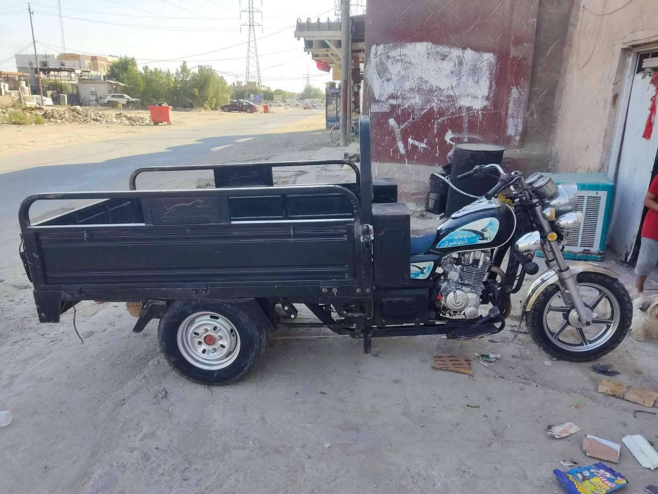 سلام عليكم ستوته للبيع موديل 21 ومحرك جديد 26 تخم تايرات جوبلس مكفوله وكيل نبيل السعر 1800وبيه مجال ديوانيه سومر 
***********
