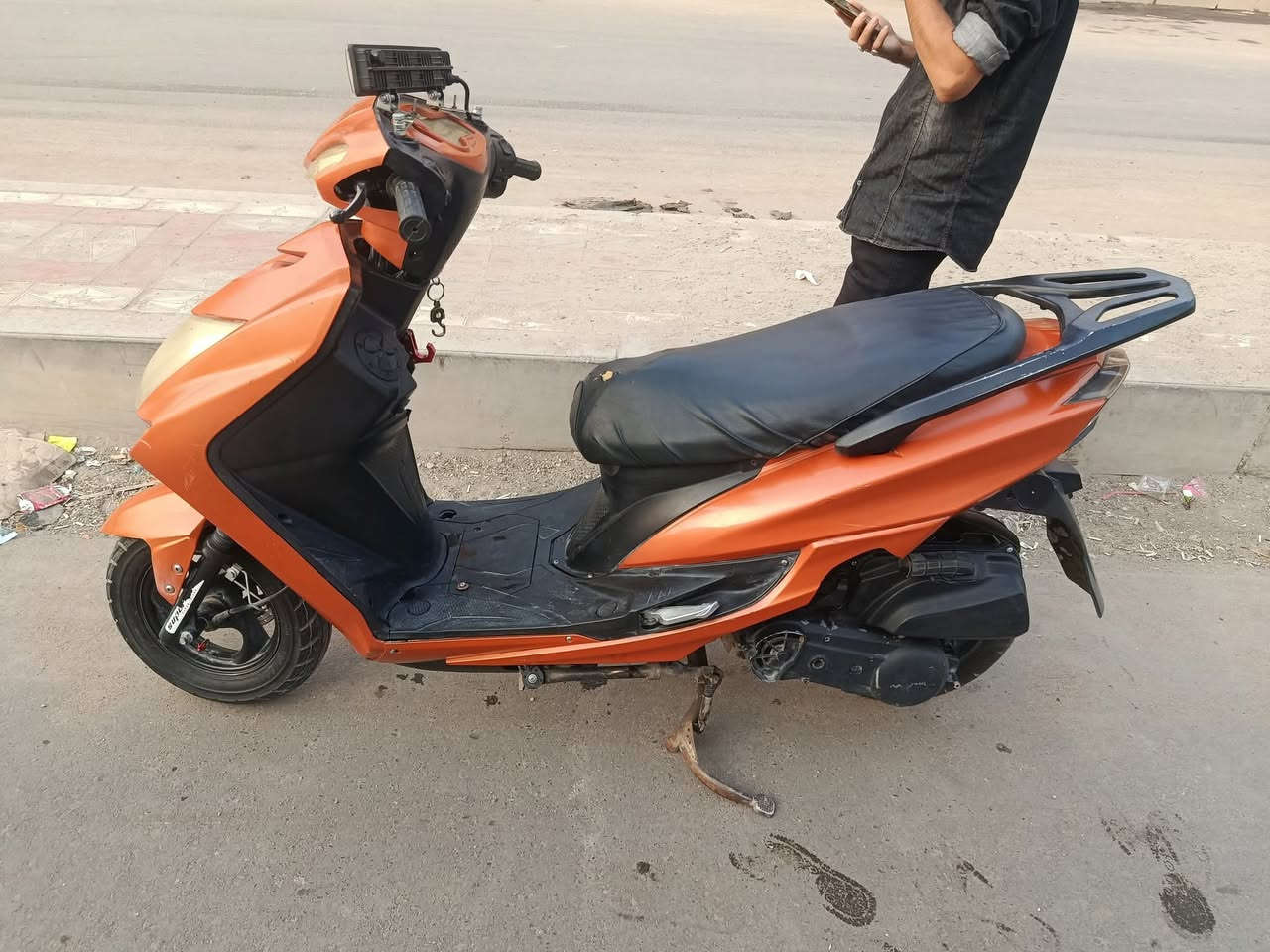 السلام عليكم 
سكنس مضلع للبيع مفتوحة مرة وحدة عل ايدي الدراجة كاملة كهربائيات شغالة كلها نكرة سلف محتاج واريد أبيعها قيم بلي يرضي الله
مكان الدراجة ذي قار


**إذا كنت صاحب هذا الإعلان وتريد حذفه لأي سبب، رجاءا أرسل رسالة إلى الدعم الفني**