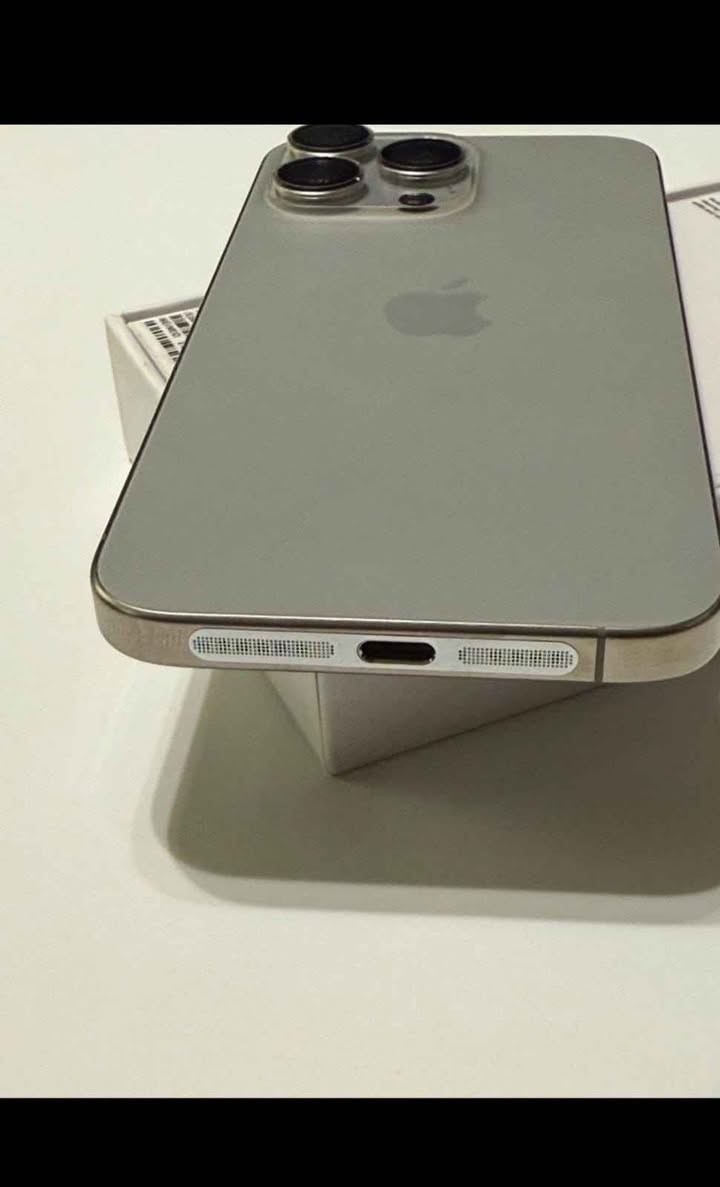 IPhone 15 pro Max
بطارية 88 في الميه
من غير مشتملات نهائي
الجهاز متفتحش قبل كده
متاح عمل مبايعه
السعر نهائي العمرانية, الجيزة


**إذا كنت صاحب هذا الإعلان وتريد حذفه لأي سبب، رجاءا أرسل رسالة إلى الدعم الفني**