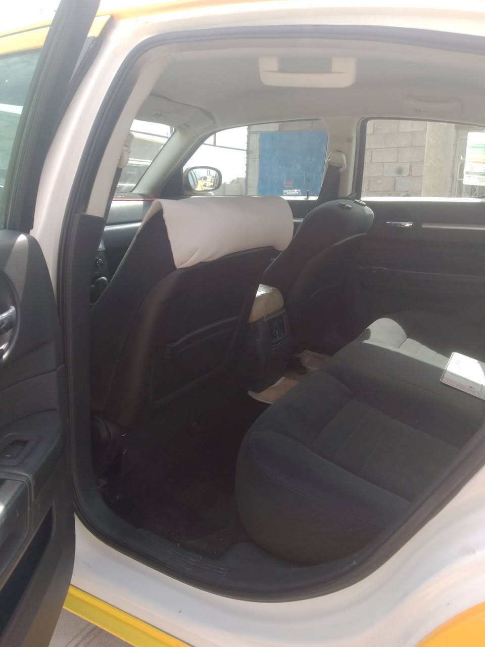 يالله 
السلام عليكم جارجر2008  معمرة 
 ومصبوغه  جديد  حادثة الجاملغ الخلفي جهة السائق ومبدل بيبانها اثر خياس أجل القارئ مع الداير 
رقم بغداد تحويل تريد وكاله 
سنويه2028
السياره خطها بغداد كوت مصفره هيئة وعليها غرامه 700 ألف ينزل من سعرها 
مكينه كير مكفول 
تبريد ثلج 
ما ناقصهه شي 
مكانهه واسط 
السعر ٩٠ وبيها مجال حق الجيه للاستفسار أكثر الاتصال ع ***********
