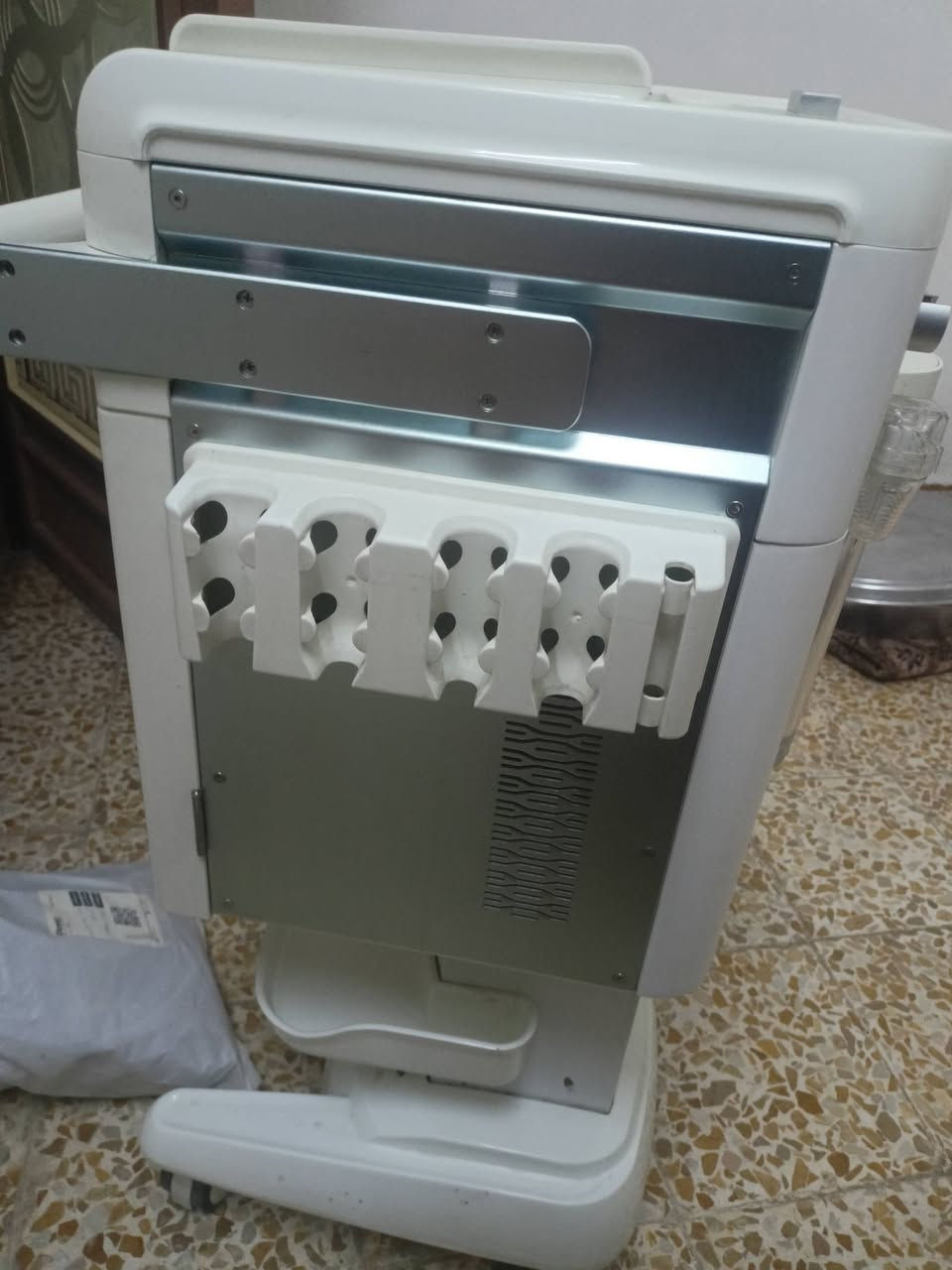 جهاز تنظيف بشرة للبيع مستخدم فترة بسيطة اخو الجديد


**إذا كنت صاحب هذا الإعلان وتريد حذفه لأي سبب، رجاءا أرسل رسالة إلى الدعم الفني**