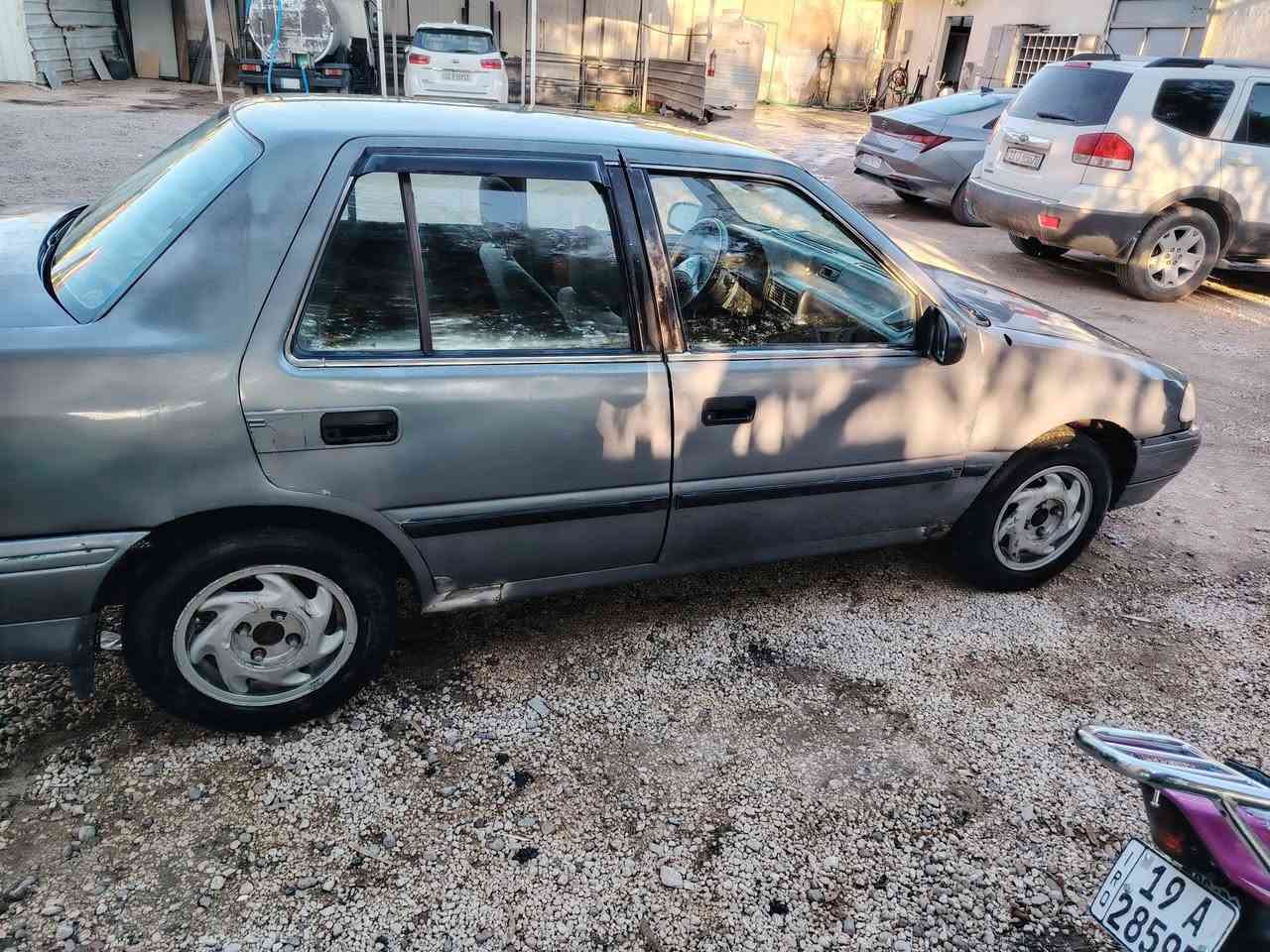 السلام عليكم اكسل موديل  1993كيرمحرك تمام دواخل نضيفه سونيه لل 27 رقم كربلاء مكاني كربلاء سعر25 اوبيها مجال عليها غرامات ينزلن من سعرها اي استفسار اتصال على هذا الرقم ***********
