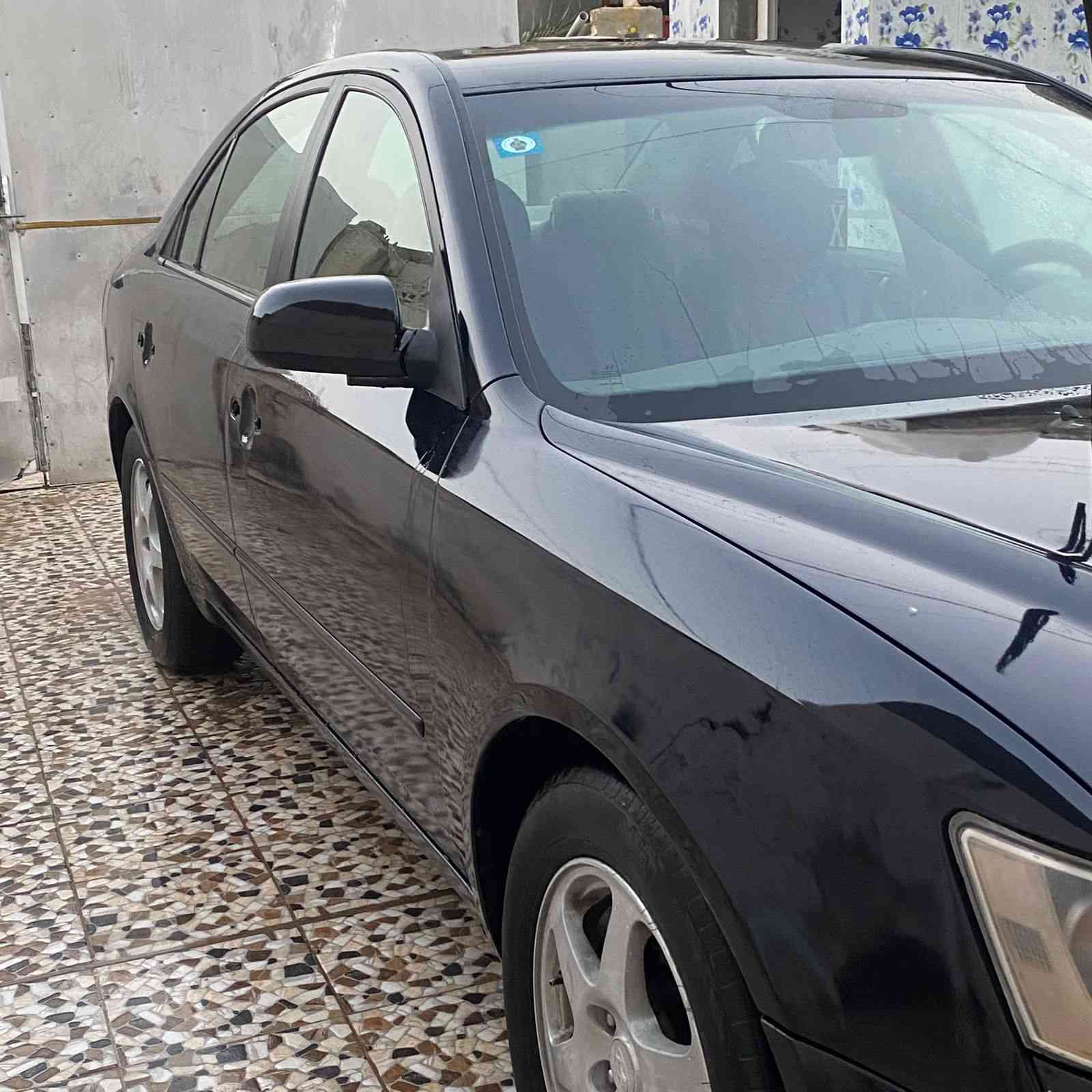 سلام عليكم للبيع سوناتا موديل 2006 وارد امريكي حادثها باب السايق اقل الشبر بـ دوسه ما واصله التكمه البنص مكينه 3300 .6 سلندر مكينه لاتبخير وتنقيص ولا رواجس.السياره مصبوغه حزام للجماليه اثر جراد مكينه كير حداديه تخم تاير ويل كب .مكفولات رقم انكليزي شرط تحويل ثاني يوم لون حبري
السعر : 86$ وبيه مجال حق الجيه 
العنوان : حله بابل
رقم الهاتف: ***********
