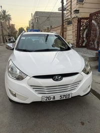 توسان ٢٠١٢ • محرك ٢٠٠٠ • ٢٥٥ الف كم