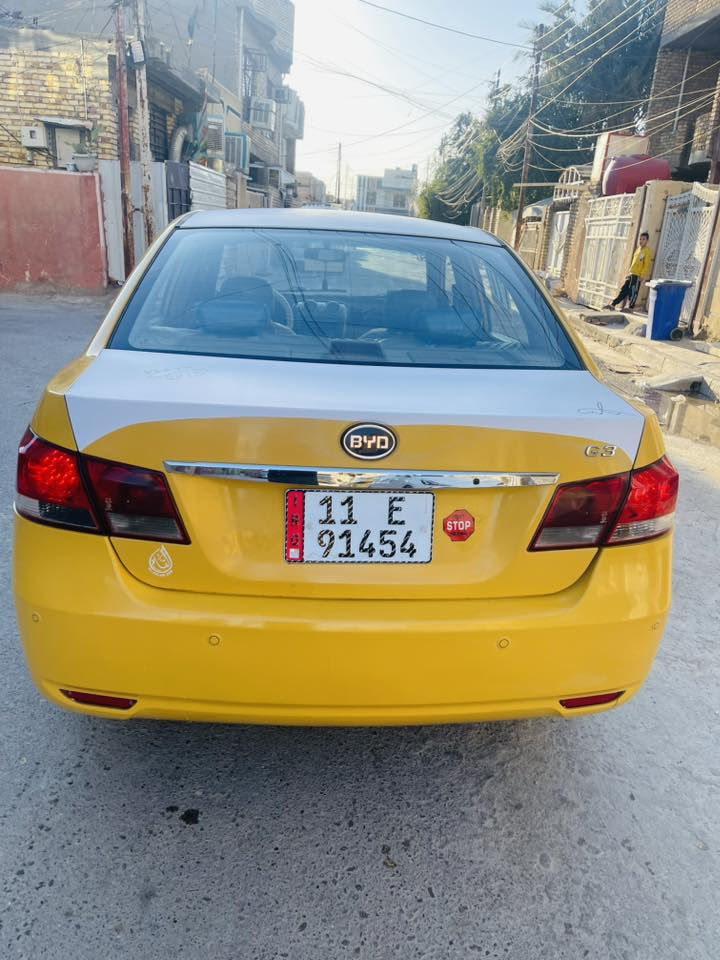 بيوايدي G3 موديل 2013
كير ومحرك خير من الله كير عادي 
تبريد ثلج  كهربائيات كلها شغاله 
مكفوله من الظربه والصبغ بلاديه 
عده الهلالات رقم بغداد الدولي بسمي 
مصفره هيئه وغرامات السعر 55 
*********** مكاني بغداد

