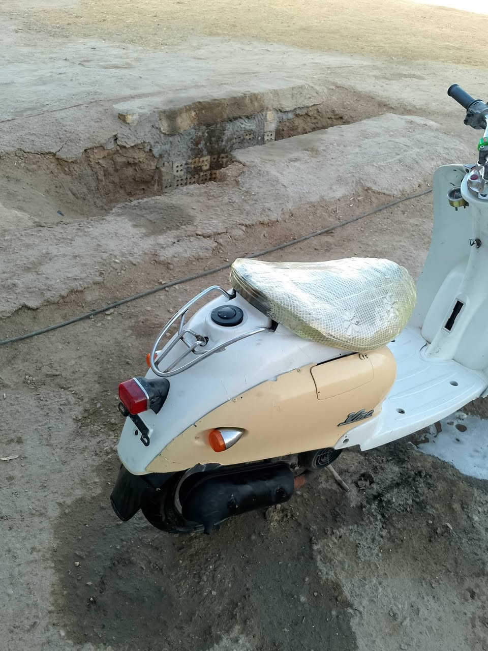 السلام عليكم شباب دراجه للبيع عبد الحليم كله شغال سلف هندر اشاير كله شغال مكينه  مقفوله السعر خاص وخادم


**إذا كنت صاحب هذا الإعلان وتريد حذفه لأي سبب، رجاءا أرسل رسالة إلى الدعم الفني**