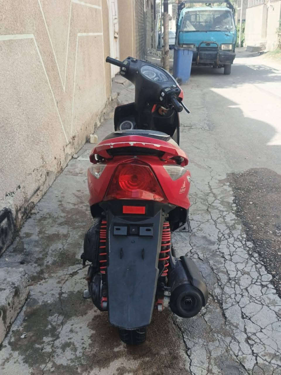 سلام عليكم دراجة ماكس ثعلب للبيع
الدراجة كاملة مكملة مابيها اي نقص والدراجة مبدل بيهة بس كور والدراجة خير من الله السعر 500الف وبيها مجال حك الجية للأستفسار رقم *********** العنوان بغداد الكريعات شارع فراس ابو السراميك
