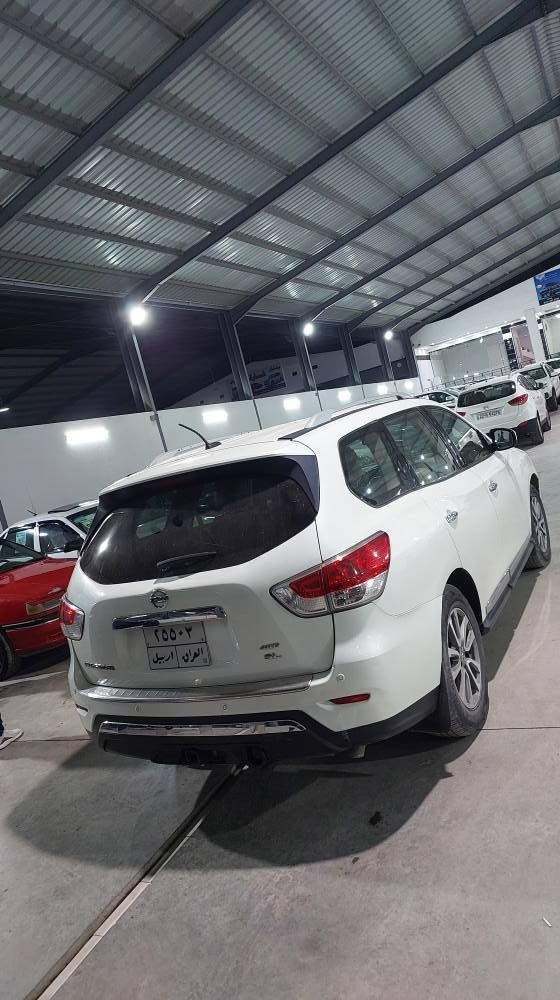 نيسان باثفيندر ٢٠١٦ SL 4WA فول مواصفات ٣ پارچە ونیو سبوغە ٣ مقعد كوشن جلد كوشن هيتر کاربائی سوکان هیتر ئاوێنە حساس کوشتن خزن بسمه ٢ دەرگا شغالە  ٦ بستۆنە مەکینە گیر بەشەرت 
نيسان باثفيندر فول مواصفات 
٦سلندر 
كشن جلد 
كشن خزن 
كشنان ٤ هيتر 
مريات حساس 
كاميرا وحساس خلفي 
دفع رباعي 
بصمة ابواب 
تشغيل عن بعد 
٧ راكب
كير محرك بشرط
سعر ١١٧ ومجال
*********** أربيل, العراق
