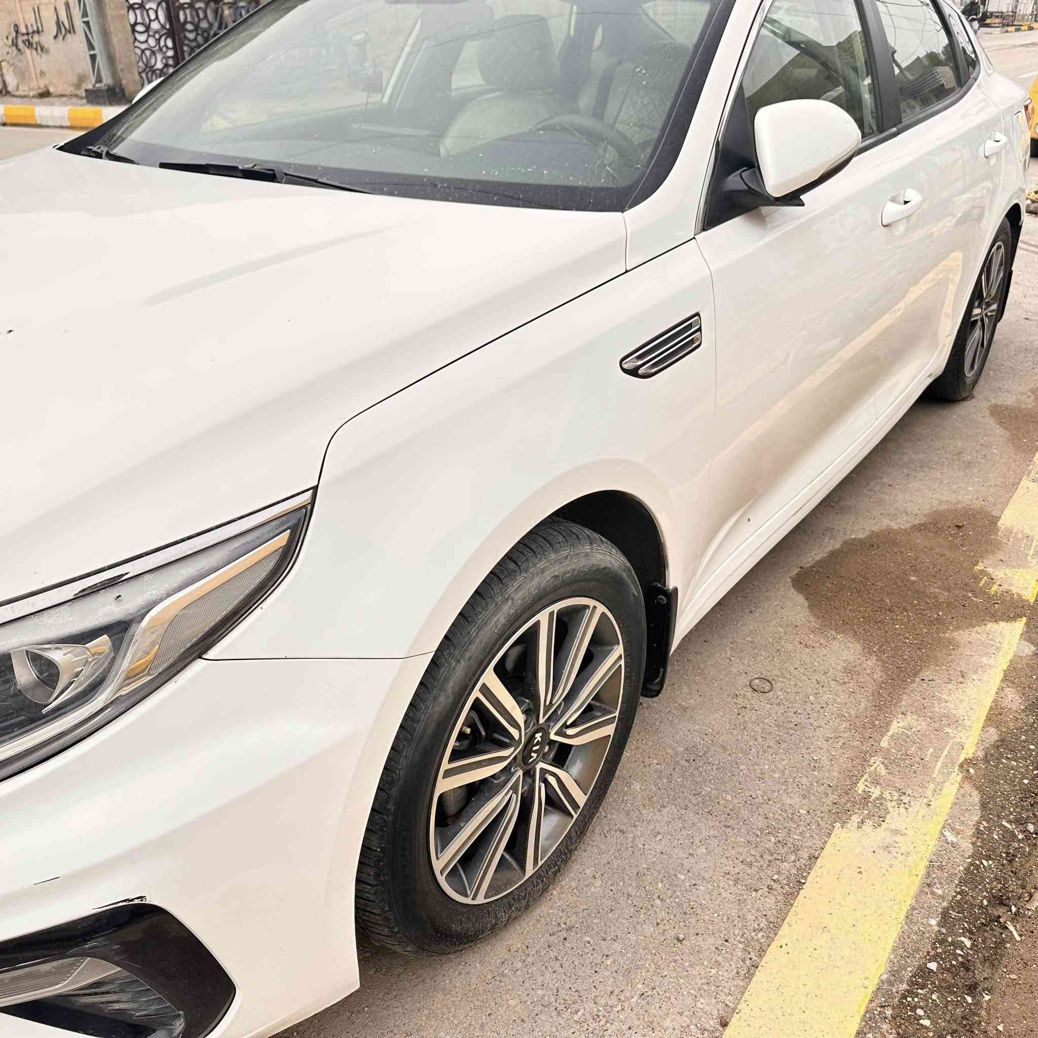 اوبتيما2019 خليجي للبيع بدون صبغ بيه بارد فقط السعر 180$هاتف***********
