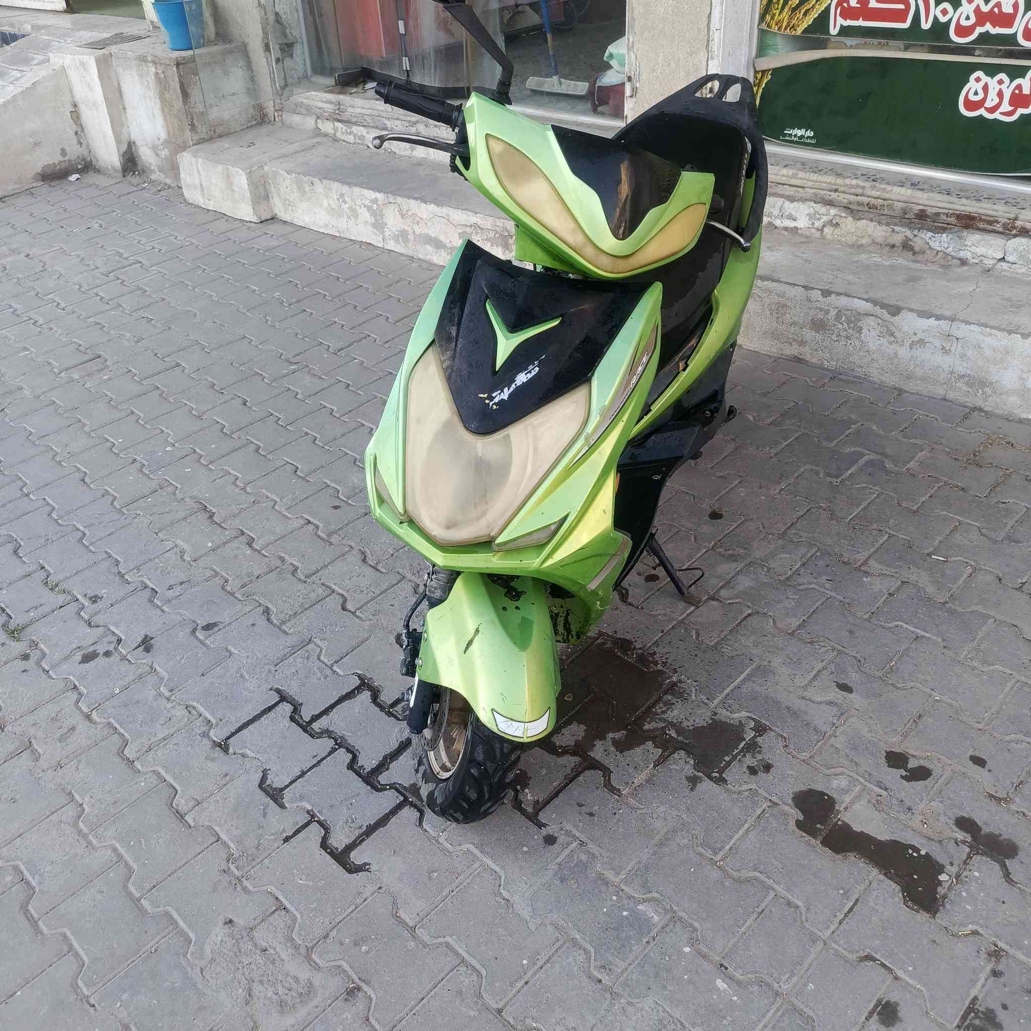 سكنس صيني دراجه صارله سنه متروكه جانت تشتغل من عفتهه هسه مادري بيه ابيع ع وضعهه.كوم حديد   85 وبيه مجال بسيط مكاني كربلاء سيف سعد  ***********
