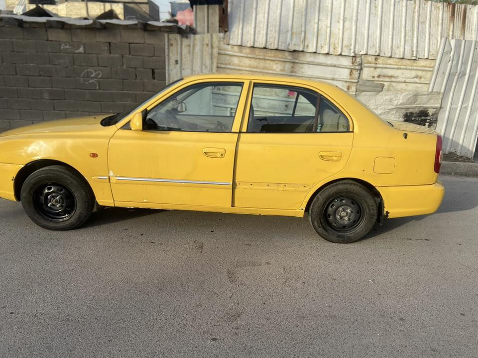 السلام عليكم فيرنا 2014 ما معيودة بيها مكانات صبغ المحرك بي لاستيك ولف رقم بغداد بسمي مصفر هيئة وغرامات تبريد تدفى كلج كهربائيات كلها شغالة السعر 70 بيها مجال للبيع فقط بدون مراوس 
مكاني بغداد الشعب 
***********
