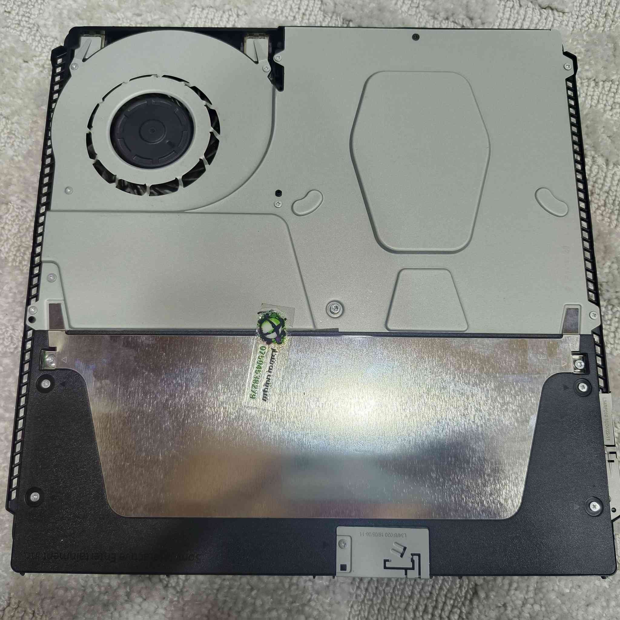 سلام عليكم
بلي 4 مهكر سلم 

كامل ملحقات 

ثنين جوستكات

وشرط تاخذه ورا ما تفحض
 
وشرط ونضافه ٪100

وبي برنامج تحمل العاب منو مجاني  

سعر 320 وبي مجال بسيط 

مكاني موصل سهل نينوى برطله

ماموجود عل نت 

اتصل علا رقم 
***********
