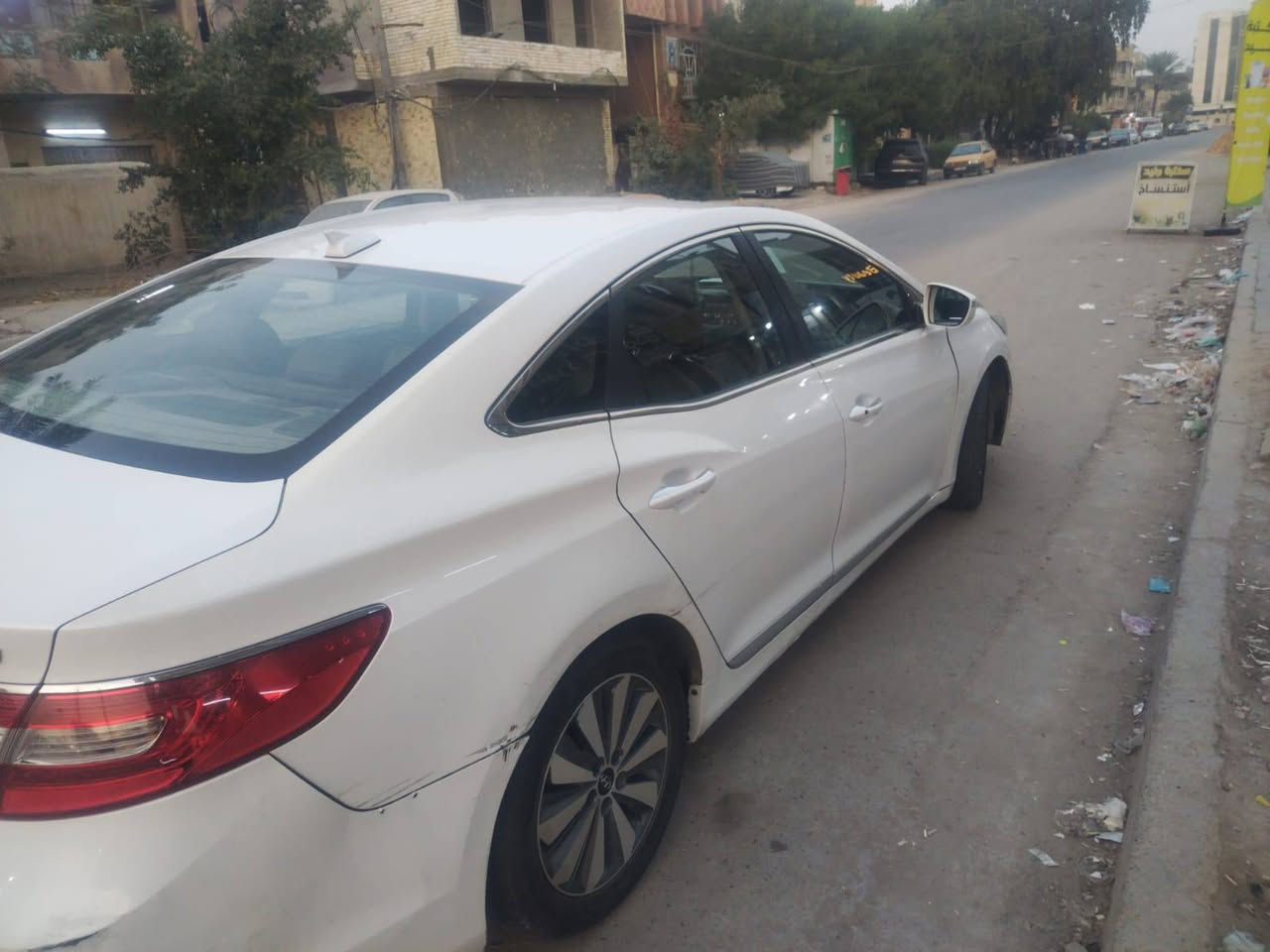 السلام عليكم للبيع ازيرا ٢٠١٦هايبرد هايبرد مكينه ٢٠٠٠ دوش السياره فول موصفات عده الفتحه بصمه كشنات جلد وكهرباء اشير ترحيب تبريد قطعتين سايد بريك بصمه حساس امامي خلفي  السياره حلوه وجاهزه كير مكينه حداديه بطاريات  مكفوله 
سياره وسوناره بلمنشور السعر ٩٨ ورقه وبيه مجال بصيط سياره راقيه وسعره سعر اكسنت للستفسار *********** بغداد الطالبيه بغداد, العراق
