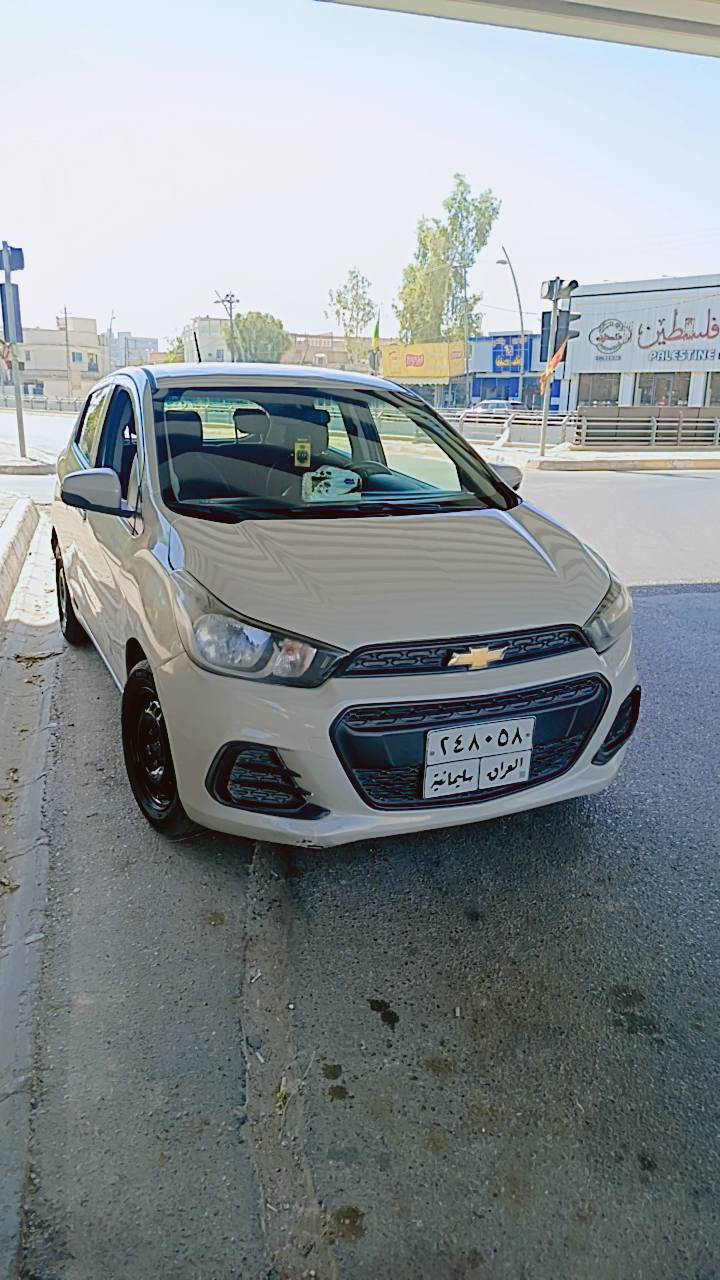 السلام عليكم ... شوفليت سبارك خليجي موديل 2017 كير اوتوماتيك لون مميز كريمي محرك  14 رقم سنوية قديم بس هزة جديد عليه غرامة 450 الف ينزل من الحساب تفاصيل مكتوب بلسونر شرط التحويل.. السعر 77 ورقة وبي مجال بسيط مكان السيارة كركوك لا اتخبر وادكول شكو بي رجاء ***********....
