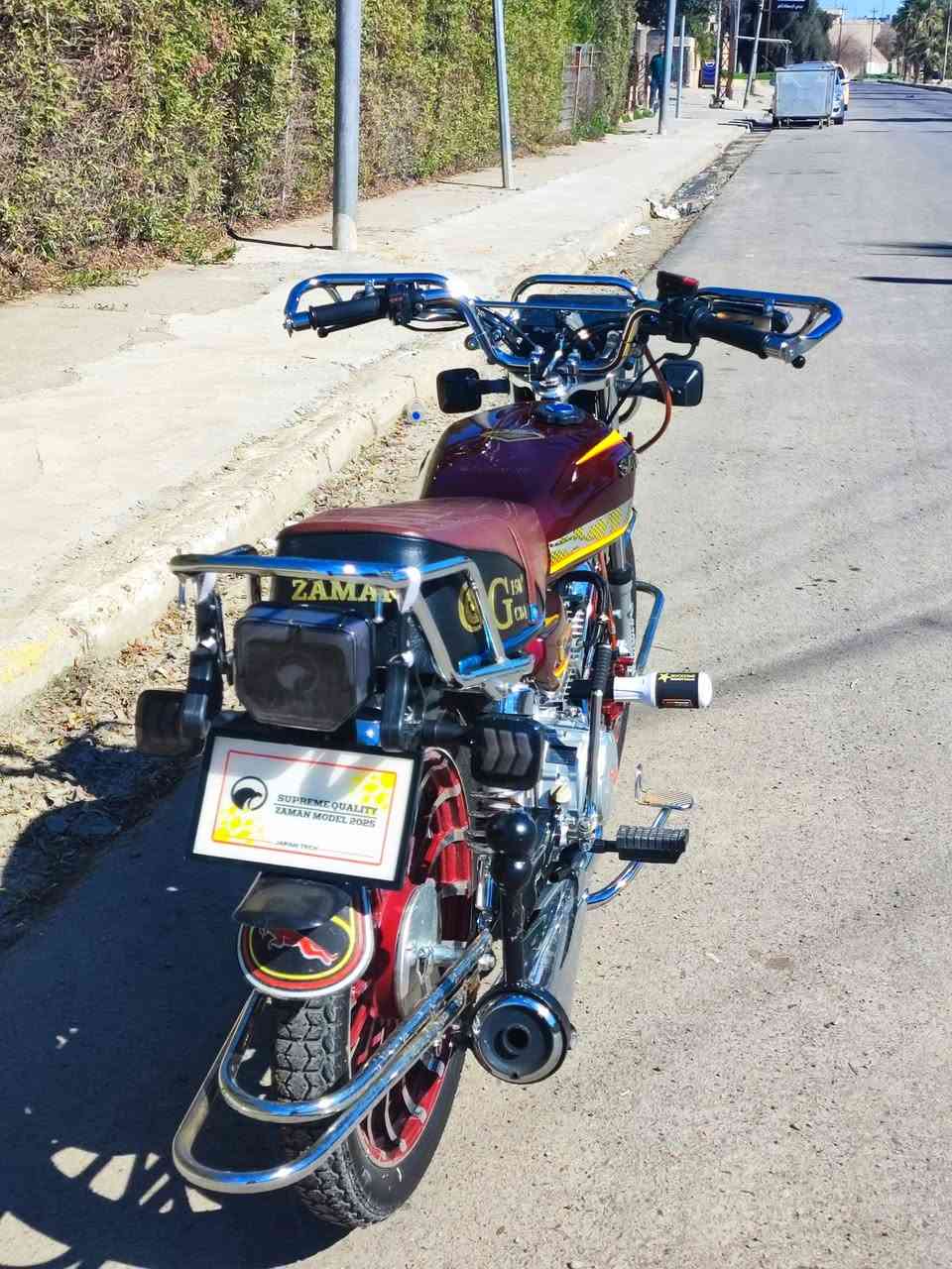 السلام عليكم
ماطور سيفان موديل 2025
سلف 
ويل كب 
منفيست بدون رقم 
حجم المكينة 150cc
5 گير 
الماطور مزود درع ستيرن اصلي + درع محرك واضافات اخرى  وعلى وضع الشركة
السعر 825 الف 
مكاني موصل ايسر 
للتواصل ***********
