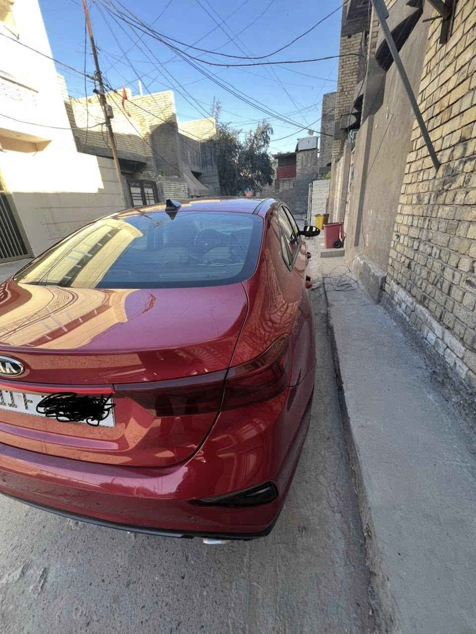فورتي موديل 19 نص فول
رقم بغداد هزه ورقم وسنويه كله جديد 
تخم تايرت جدد 
ماشيه 100الف
صدر جديد 
محرك 2000
شاشه تدعم كاربلي 
حادثه امريكه داعميه 
بلعراق بيها جاملغات ثنين الماميه
مكان بغداد
سعر 130 
***********
