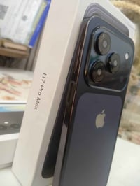 آيفون ١٧ برو ماكس • ذاكرة ١٢٨ • رام ١٦