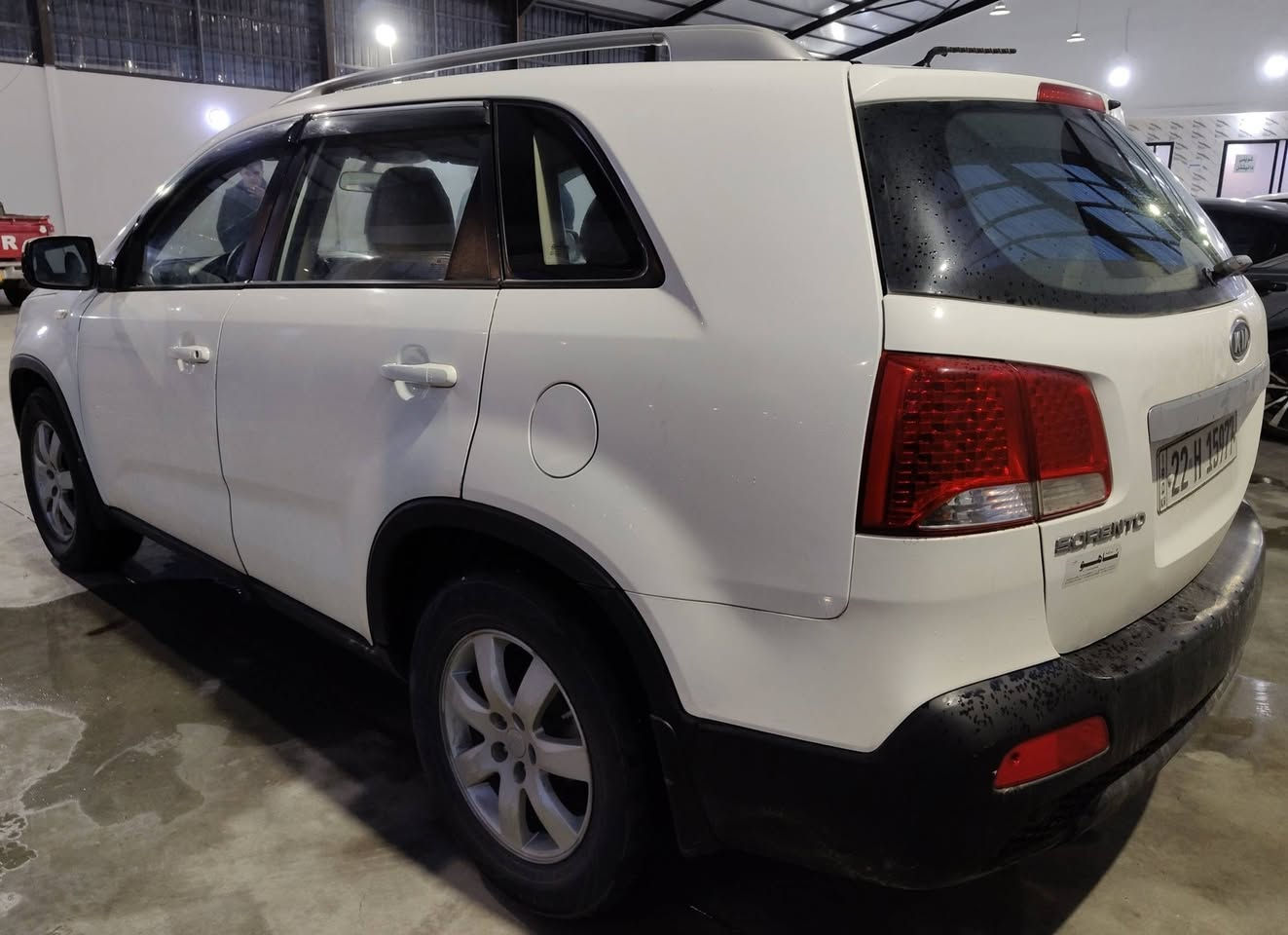 سورنتو2011 ، ۷راكب وارد خليجي  ،محرك ٤سلندر دوش ، بس بونيد صبغ  رش، باقي مكفولة من صبغ و تعديل وشخط ،رقم و سنوية كلها جديد تحويل وكالة شرط ،
 سعر 137ورقە. عنوان اربيل خليفان ، ر.م***********
