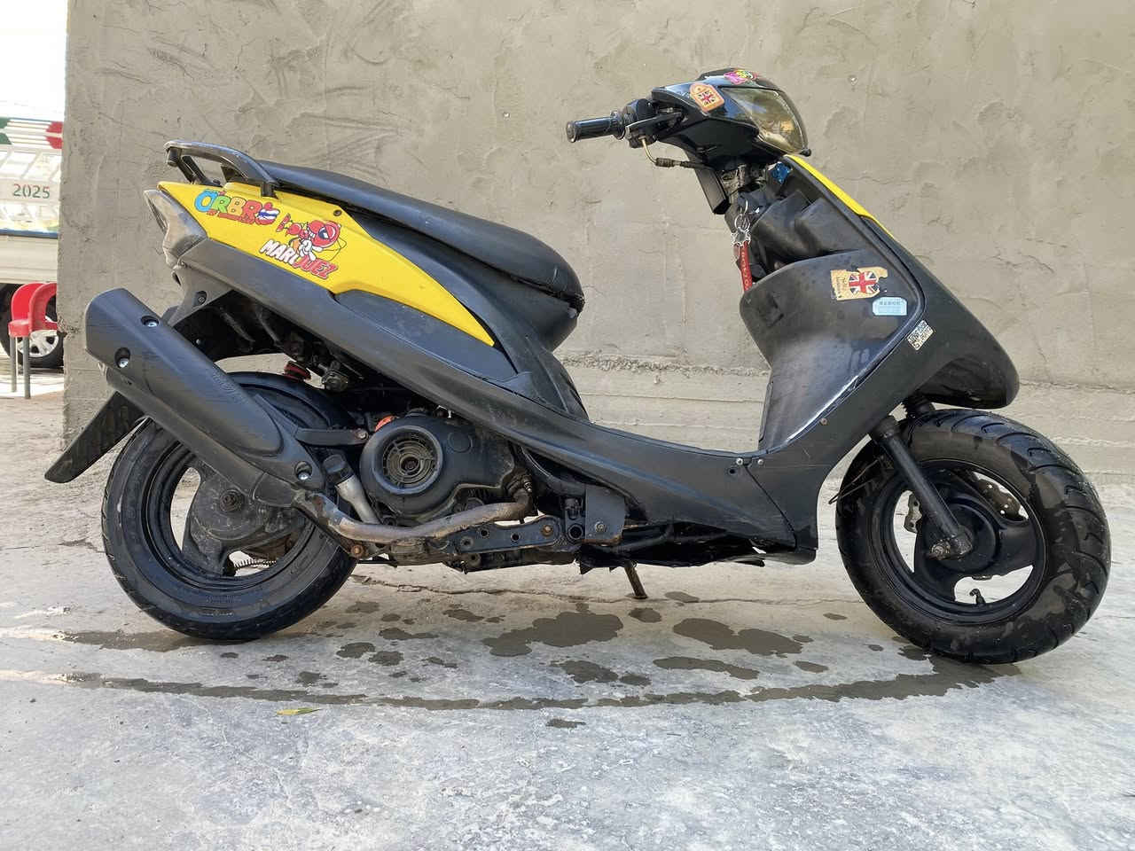 ماكس عدله بوشه وبستم ٥٥ مزوده عل أيدي تاير جديد كهرباء كله شغاله هندر نكره صالنه (أف  أم ) (سلف رياضي ) السعر ٤٥٠ وبيه مجال الاستفسار ***********📞
