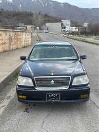 كراون ٢٠٠٢ • موتور صغير • ٤ ايرباج