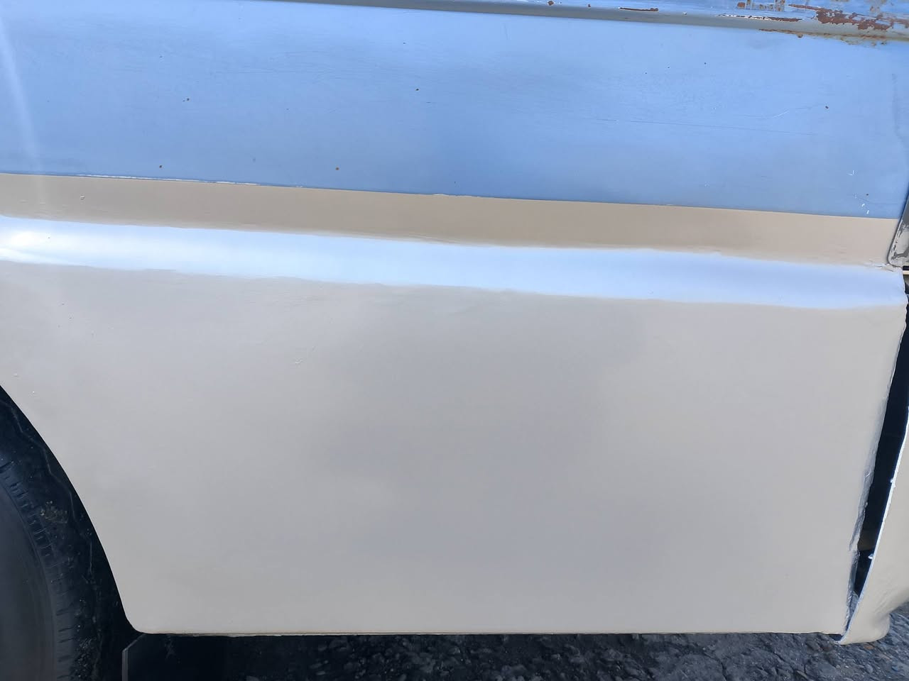 السلام عليكم كيا اسيا للبيع جاهزه من كلشي موديل 95 رقم انگليزي السياره باسمي تريد وكاله تريد مداور المكان بابل القاسم ***********.
