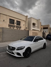 للبيع مارسدس C -Class2017 وارد امريكي كلين تايتل بدون صبغ AMG Kitبدون ...