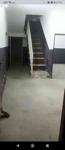 دار للايجار في حي ميسان   بعد ١٠ متر عن شارع الكيات  مساحته ١٢٠ متر  أرضيته صبه بي غرفتين وصاله ومطبخ واستقبال وطارمه ايجاره ب ٣٥٠ الف بدون مقدمه قفل كل مجاله  أجور الماء والكهرباء الوطني مجانا   نظافته ٦٠ بالمئة و مكتبي في حي ميسان للاستفسار الاتصال ب  *********** 
رقم الاعلان ٣٦ @ النجف
