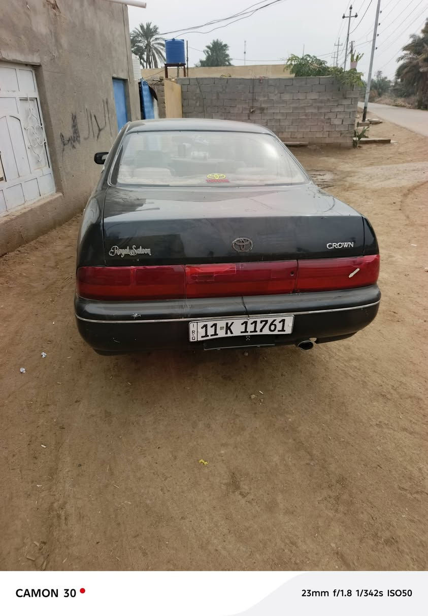 كراون بطه للبيع سياره مصبوغه جماليه رقم انكليزي بغداد مكفوله من الكص والعيب الشرعي سياره خير من الله حداديه جديده تخم تاير جديد اذا اتريد مداور ثاني يوم السعر 55 وبيه مجال حك الجيه *********** ذي قار قضاء الفجر
