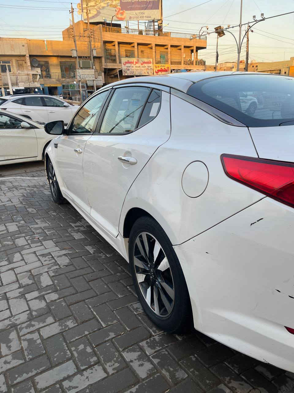 اوبتما
الموديل:2014
الموصفات:فول ماعدا البانوراما +بصمة+دبل اكزوز +تبريد قطعتين +مري شفط اناراة ترحيب بل بيبان
المكينة :2400دوش 
صور السانور مرفوق بلمنشور 
العنوان: بغداد حي العامل
الهاتف:***********
