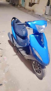 دراجه ماكس للبيع حاويه شرط ماناقصه شي كل جديد  مامفتوحه ابد سعر تصل وب...