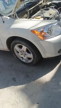 سياره للبيع العنوان الدوره شارع 60 07728474223