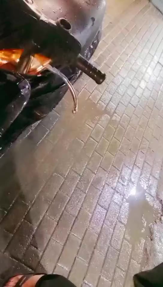 سلام عليكم شباب دراجه سكنس 
فحل البيع مراوس كوم حديد دراجه كاطعه ولف بل مكينه دراجه كهربائية  ناريه كلشي بيها كدامكم رقمي ***********
