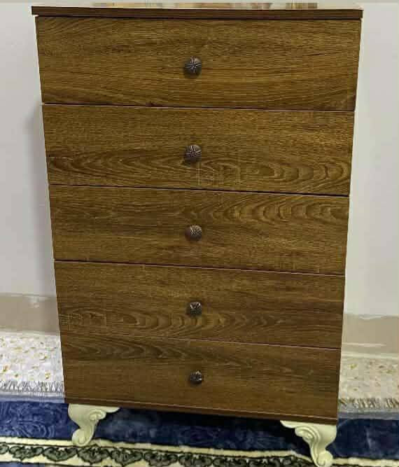 غرفه ضخمه ٧ قطع عنوان جانب الأيمن مشيرفه الأولى حاوي الكنيسه السعر ٦٠٠ وبيها مجال


**إذا كنت صاحب هذا الإعلان وتريد حذفه لأي سبب، رجاءا أرسل رسالة إلى الدعم الفني**