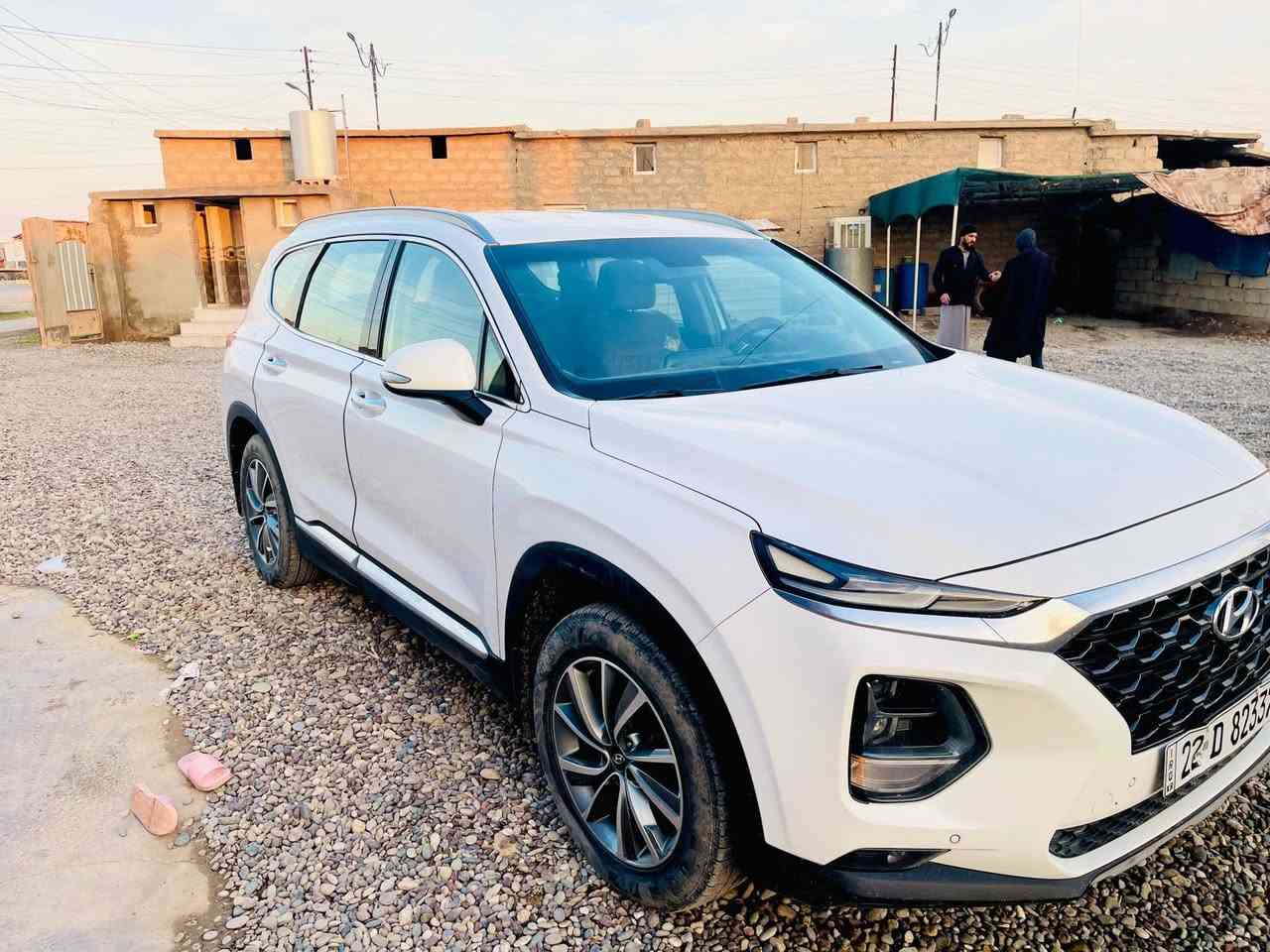 السلام عليكم سنتافي للبيع 
موديل 2019
كوري خليجي
سبعه راكب بصمه مري شفط فول موصفات 
محرك 4 2500
خلين بدون ضرر شرط التحويل  
 السعرر 215 بيه مجال 
الاتصال عل رقم 
***********
